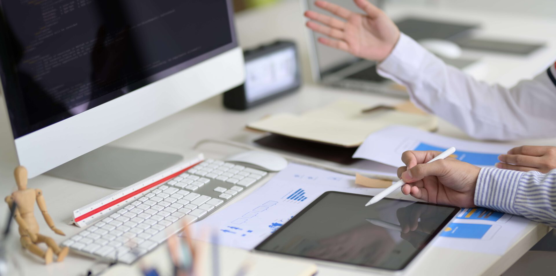 Jak zachęcić odbiorców do czytania artykułów firmowych?