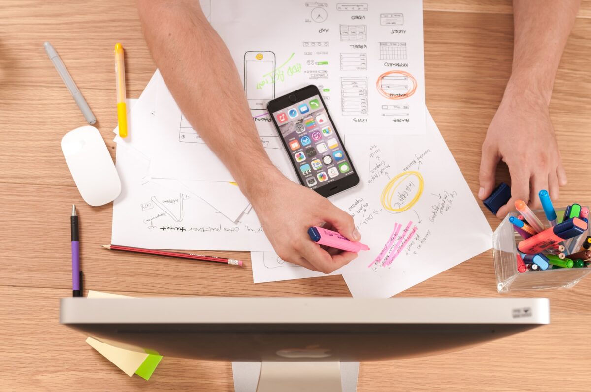 Co to jest marketing interenetowy?