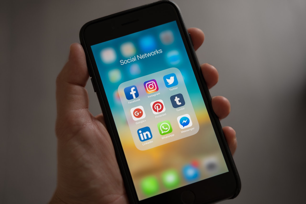 Обучение работе с социальными сетями – какое выбрать?