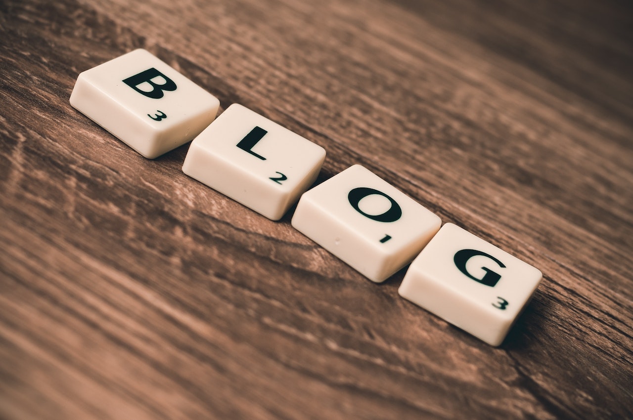 Prowadzenie bloga firmowego – dlaczego warto?