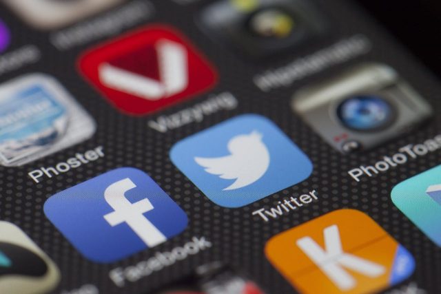 Trendy w social media - co jest na topie w 2024?