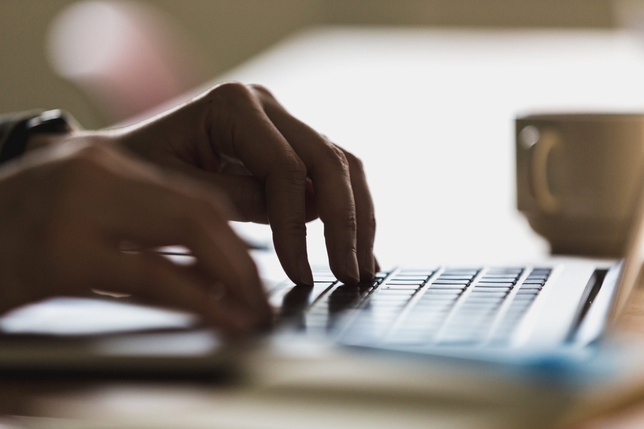 Jak wybrać nazwę domeny dla swojej strony internetowej? Praktyczne wskazówki