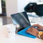 Linux vs Windows – który system wybrać i dlaczego?