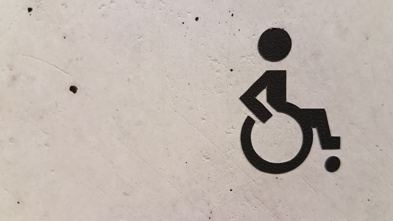 Mobile Accessibility – jak tworzyć dostępne aplikacje i strony mobilne?