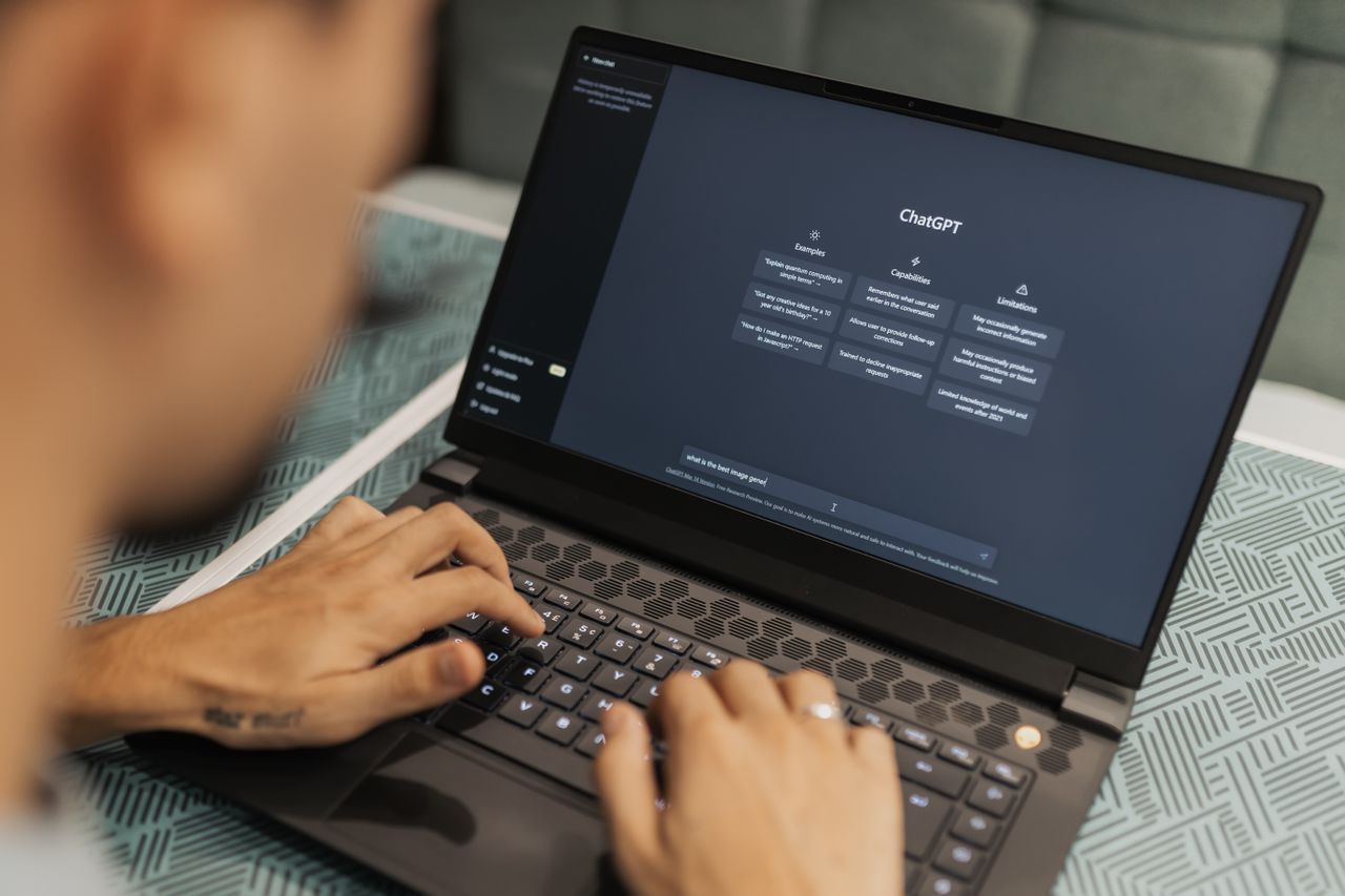 Reklamy w ChatGPT – jak działają ChatGPT Ads i co zmieniają w marketingu?